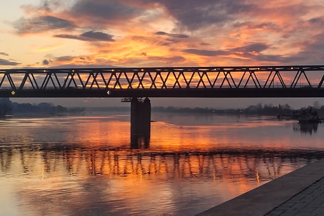 Most, Sava, travanj, zalazak sunca