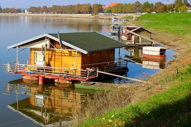 Ljeto, sunce: Splavarska ulica