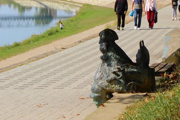 Ljeto, Sava, Šetnica