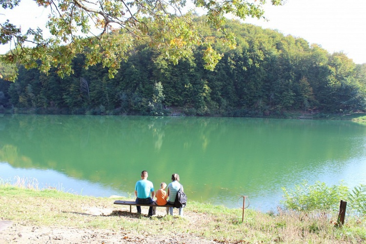 Ljeto, Jezero Petnja, Sibinj